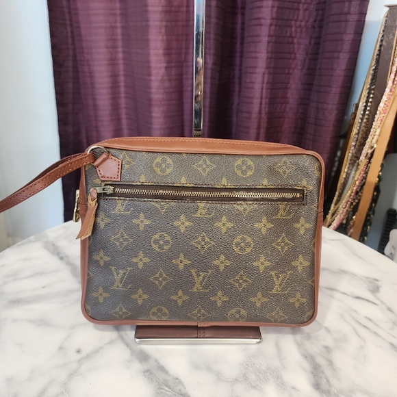 Authentic Vintage LV monogram Sac Sport Unisex Clutch - Picture 1 of 12
